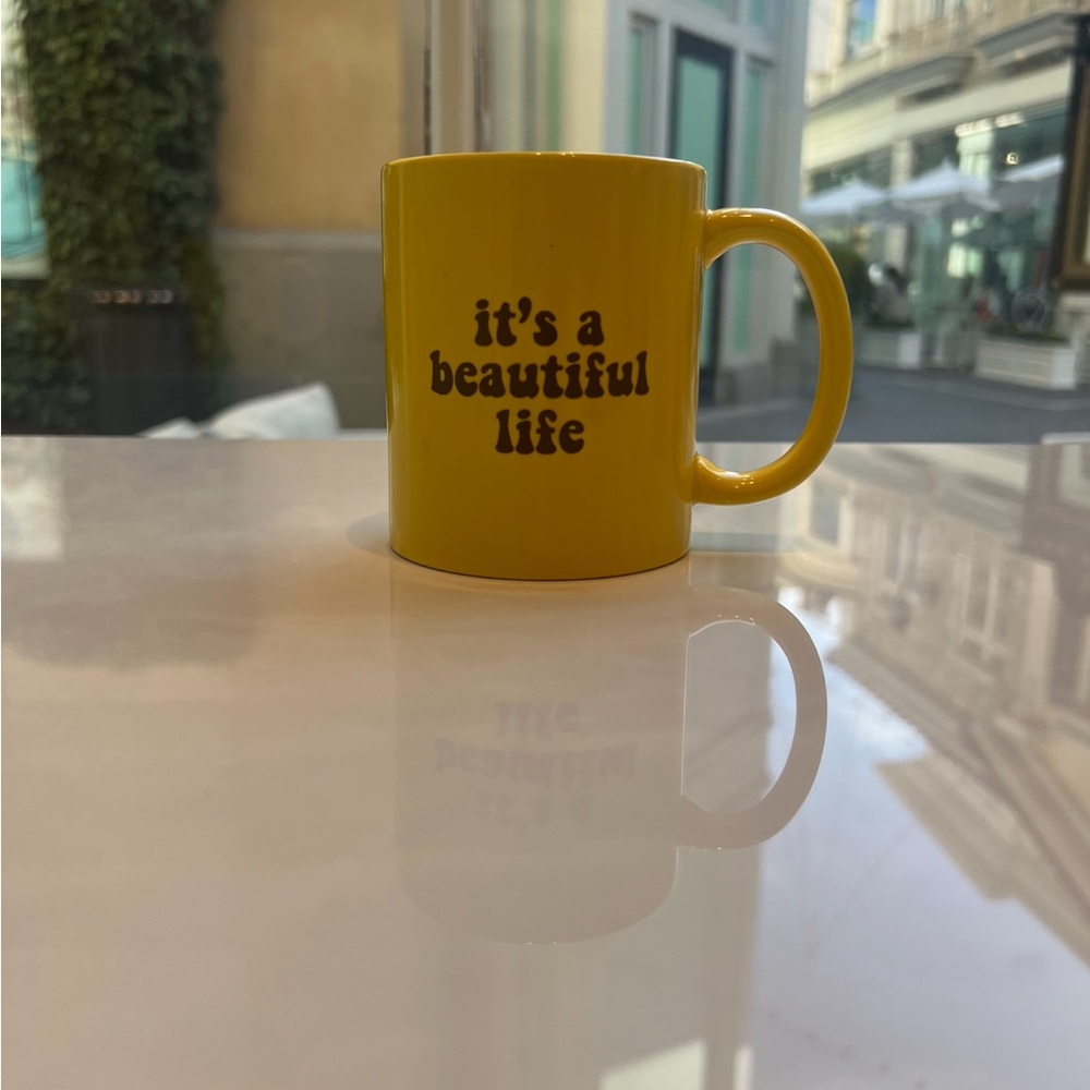 Butterfly mug - Picture 2 of 3